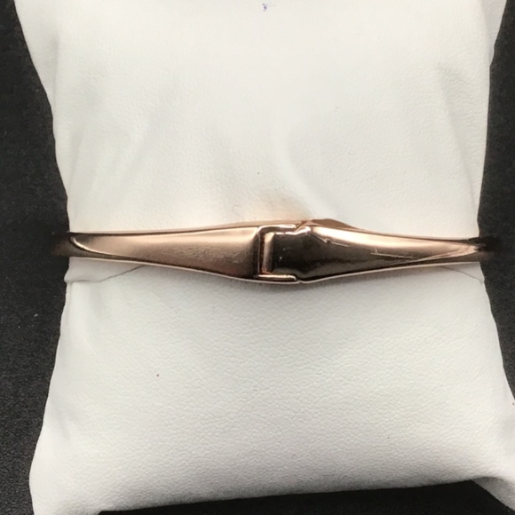 Beautiful KATE SPADE RoseGold Garden Garland Hinged Cuff - Picture 3 of 6